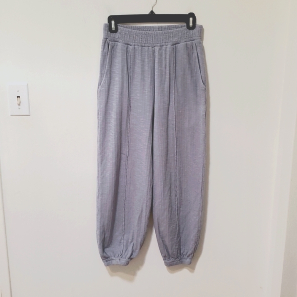 Apeice Apart Cal Sweatshirt and Balloon Pants - Picture 3 of 7